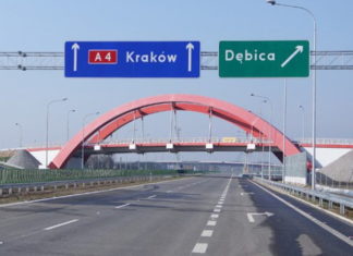 Pomoc drogowa w Internecie – jak korzystać?