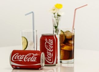 Czy coca cola rozpuszcza rdzę? Czy coca cola rozpuszcza rdzę?
