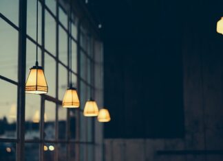 Czym umyć szyby z ledami? Czym umyć szyby z ledami?