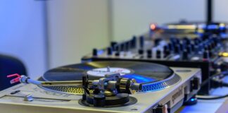 Jak wygląda kontrolka od płynu chłodniczego?